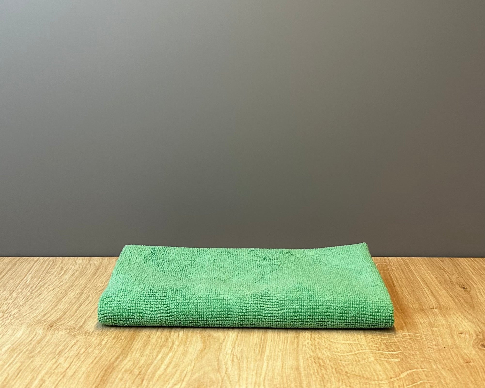 Edgeless 245 (reyður)