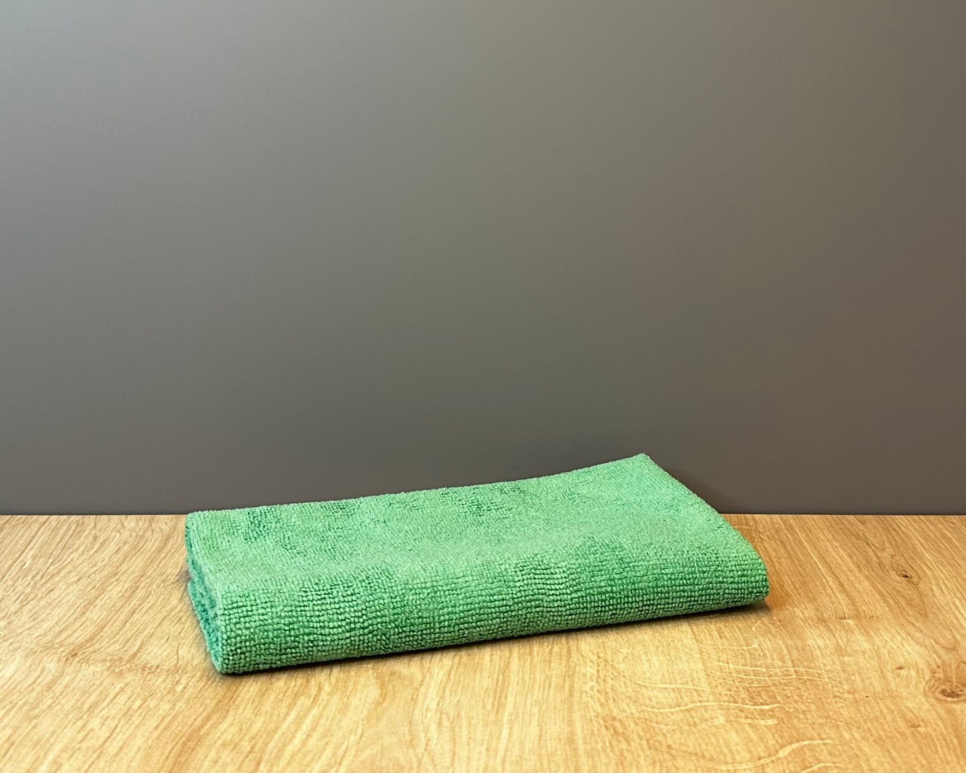 Edgeless 245 (reyður)