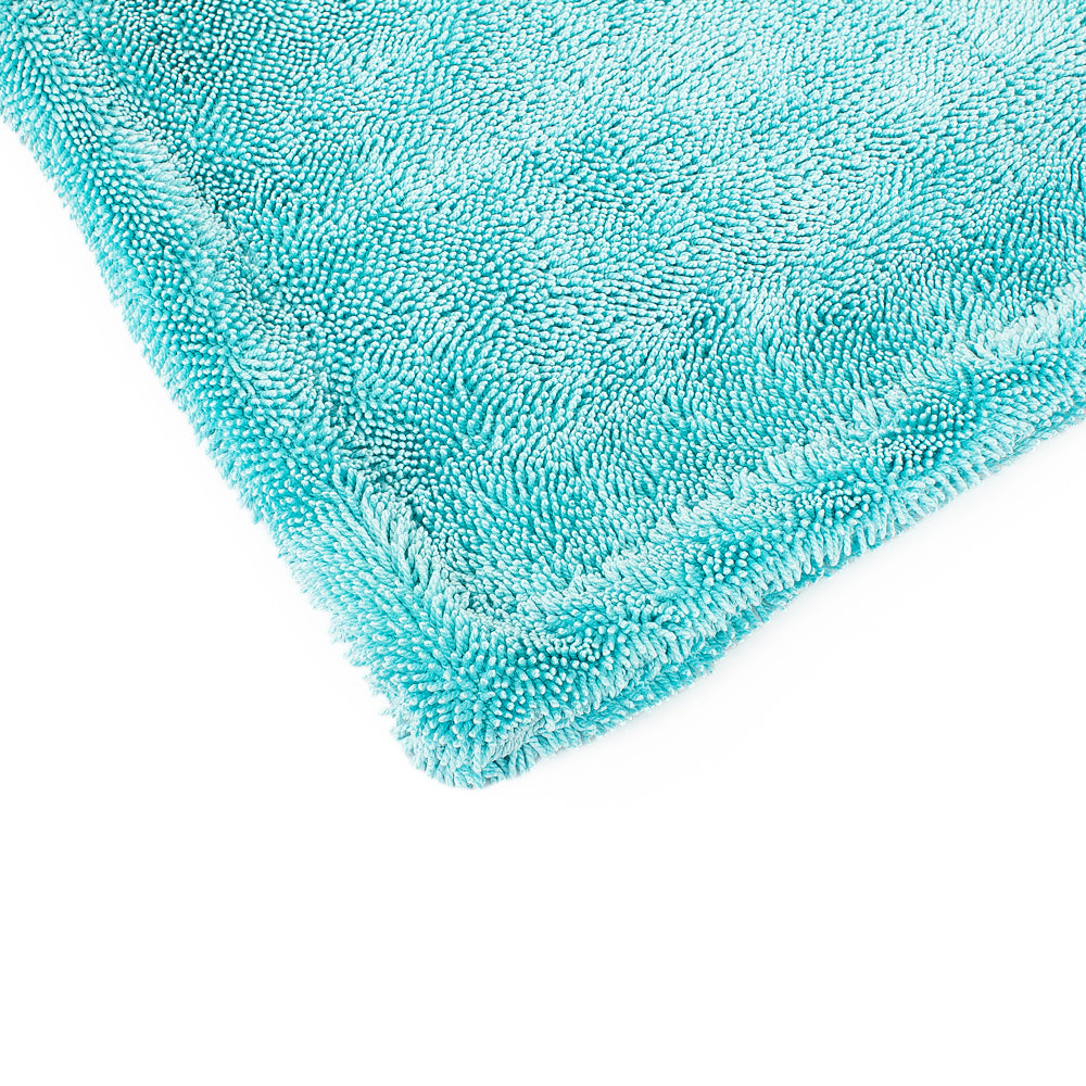 THE LIQUID8R TWIST LOOP MICROFIBER DRYING TOWEL