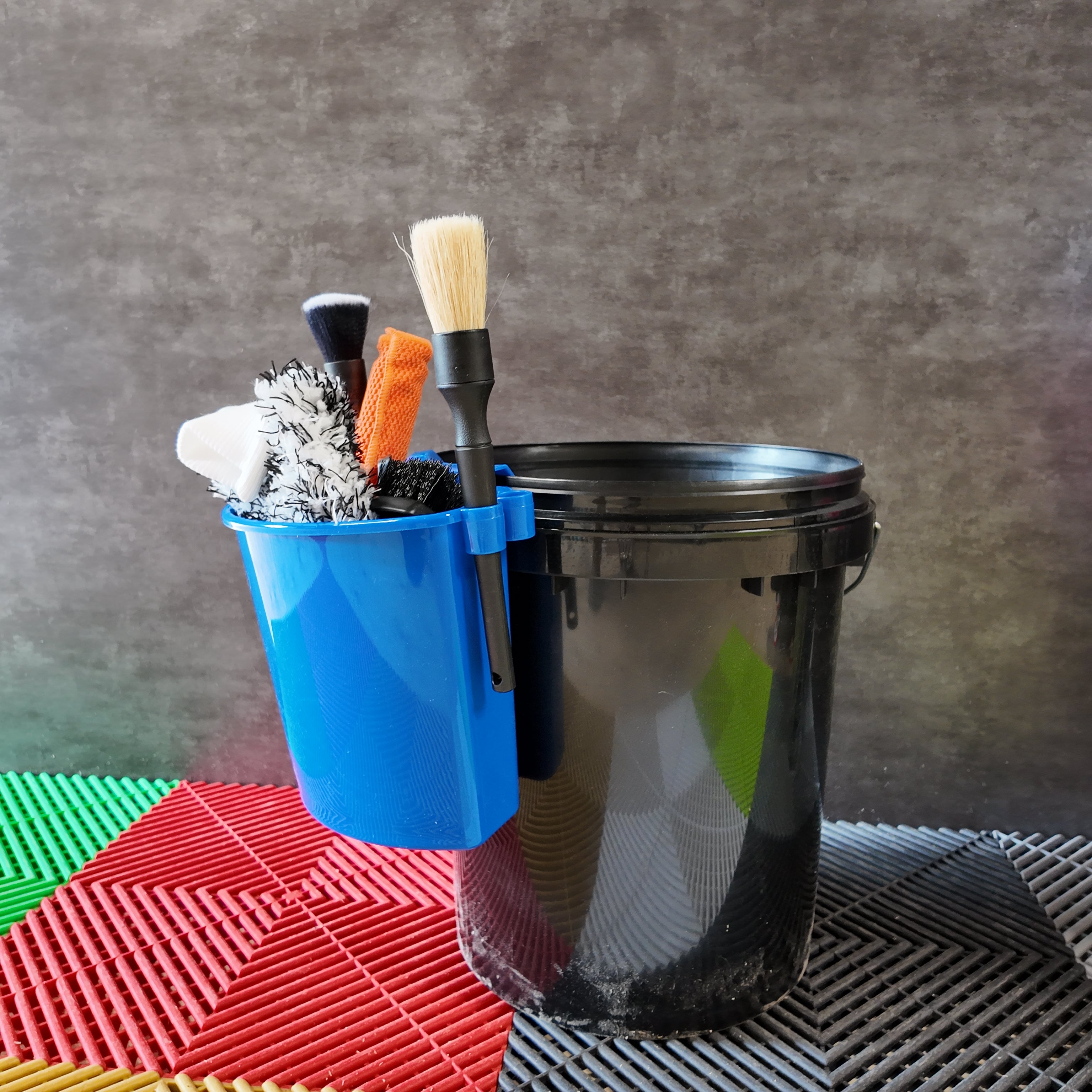 Kurv til vaskispannir