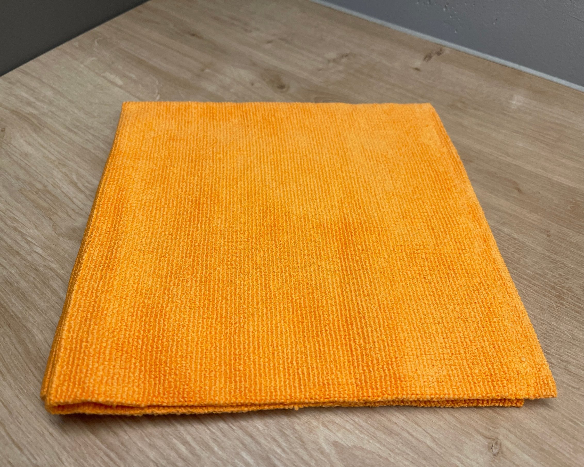 The Edgeless PEARL Microfiber Ceramic Coating Towel